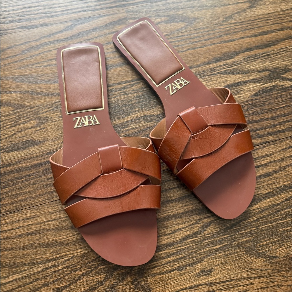 Zara Women's Tan Leather Slide Sandals